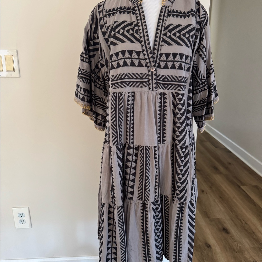 Uncle Frank Black and Gray Geometric Long Sleeve Dress